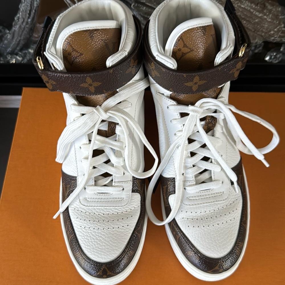 Authentic Louis Vuitton boombox high top sneaker